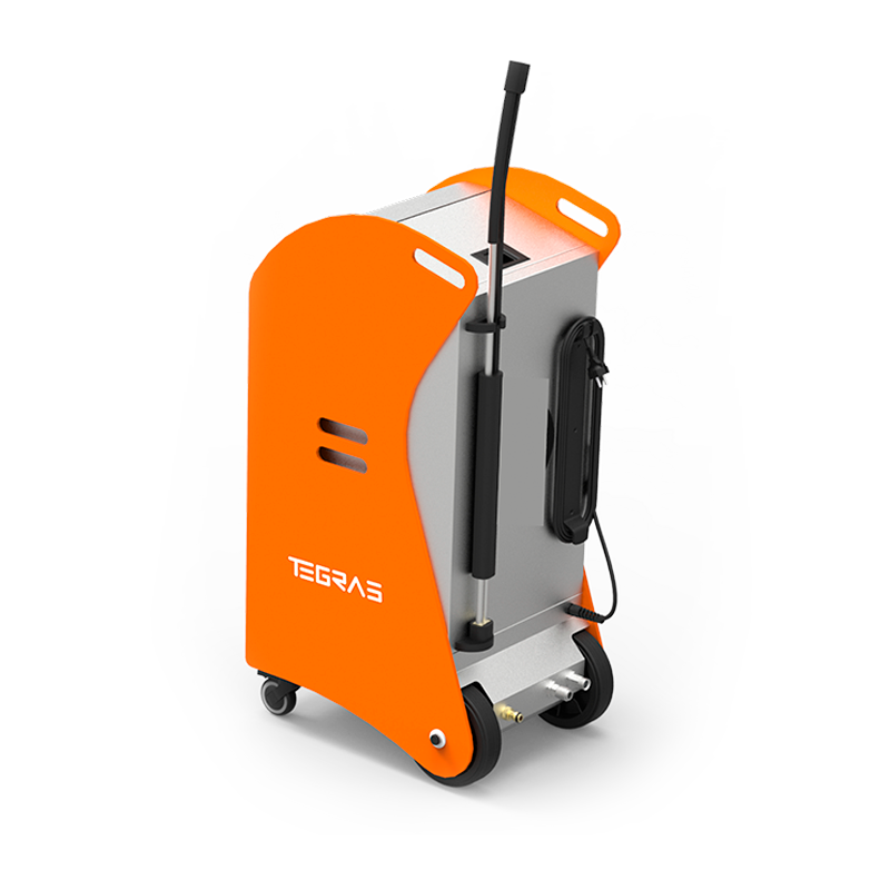 IFoam-Pro.-foam-generator-for-cleaning-hoods-and-greasy-surfaces. Tegras North America